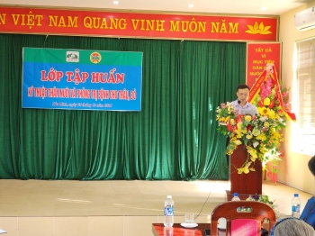 Quỹ Hỗ trợ phát triển nông thôn phối hợp với Hội Nông dân Thành phố Hòa Bình tổ chức tập huấn kỹ thuật chăn nuôi, phòng trị bệnh gia súc, gia cầm cho bà con nông dân